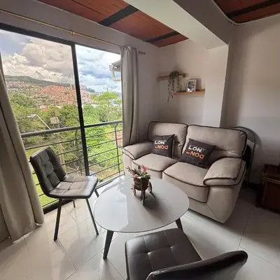 Apartamento Vista Bella en la mitad de Medellin