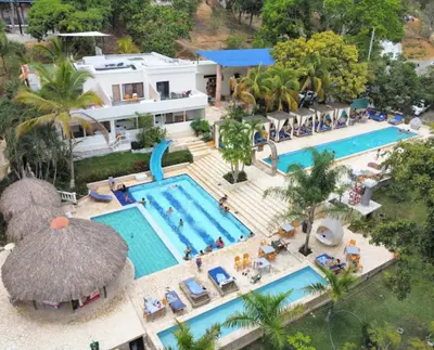 an aerial view of a pool at a resort at Sky Natural Museum in Santa Fe de Antioquia
