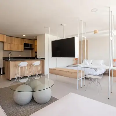 Elegant apt in Laureles The best area in Medellin