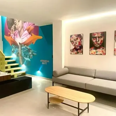 7BR Poblado House close to Lleras Park Jacuzzi AC