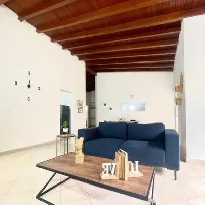 R301 Apartment close to Lleras park and Provenza