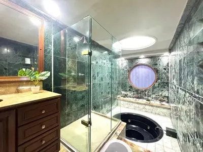 Gallery image of 5BR Poblado 80s Mansion with Private Pool AC in Medellín
