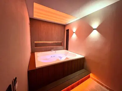 Gallery image of M201 Poblado Apt close to lleras park jacuzzi AC in Medellín