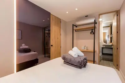 Gallery image of M201 Poblado Apt close to lleras park jacuzzi AC in Medellín