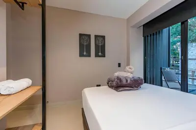 Gallery image of M201 Poblado Apt close to lleras park jacuzzi AC in Medellín