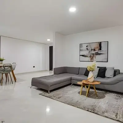 Aria Living 202 - Spacious Urban Luxury Retreat