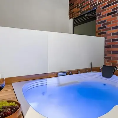 Casa Solei 12-9 - Stylish Apt with Jacuzzi & AC