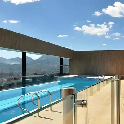 Energy 601 - Prestigious Apt/Pool & Jacuzzi