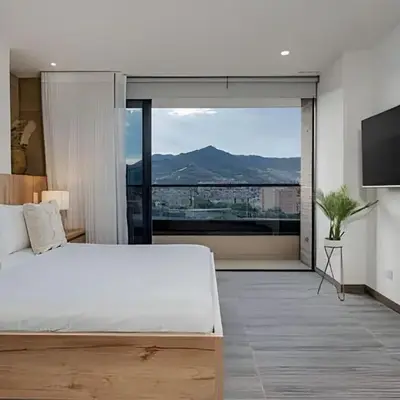Clase 48 apt1002 - Loft with Panoramic Views and AC