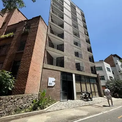 Apartamento con excelente ubicación