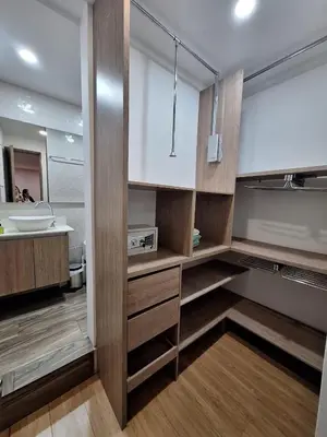a bathroom with a sink and a mirror at Luxury laurels in Medellín