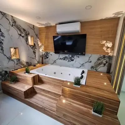 Luxury laurels