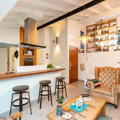 Homely Penthouse in Provenza