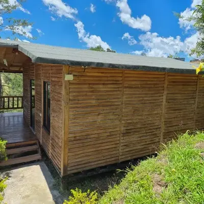 Cabaña con Jacuzzi cerca al Peñol
