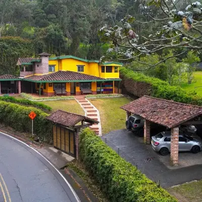 Portofino mountain retreat near Medellín