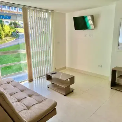Lindo apartamento en excelente zona Central Urban Mzles
