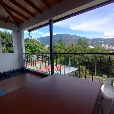 Apartamento Vista Hermosa En la Mitad de Medellín