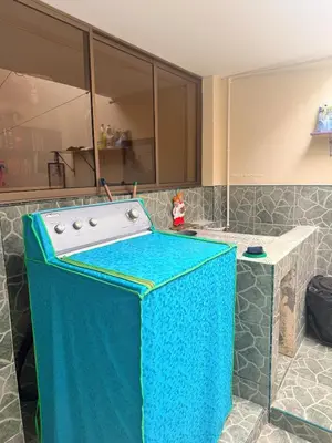 a blue and white counter in a kitchen at Casa en Urrao Antioquía in Urrao