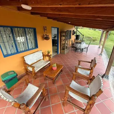 Encantadora finca en el corazón de Marinilla con vistas únicas y ubicación privilegiada