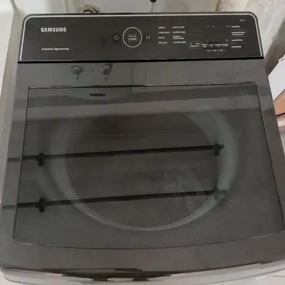 a close up of a microwave oven with a window at Quédate En El Punto Más Central De Manizales in Manizales