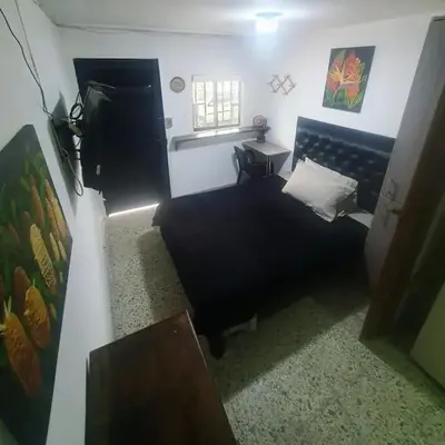 Apartaestudio en laureles la castellana