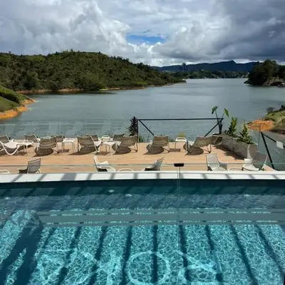 Roka Hotel