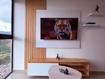 a painting of a tiger on a wall at Nuevo apartamento moderno, espectacular vista in Manizales