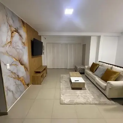 Lumière House