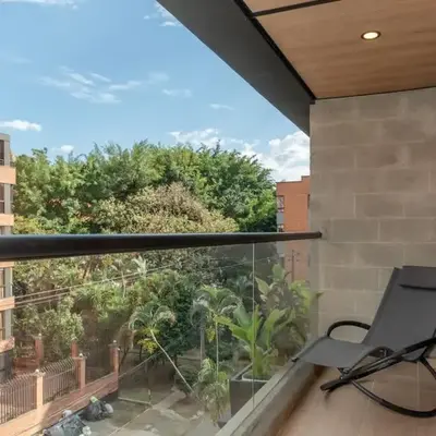 NOK Spectacular 3 BR w Balcony in Laureles Medellin