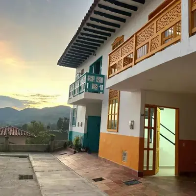 Jerico Poets Balcony House