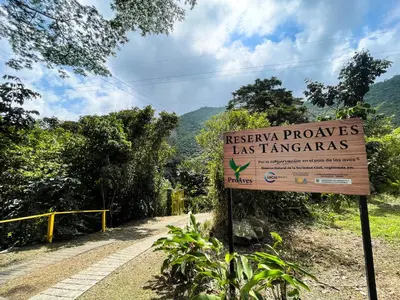 a sign that says rysska proposals las tangacionas at Las Tangaras Reserve