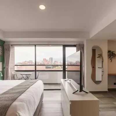 Engaging Loft with Balcony in Laureles