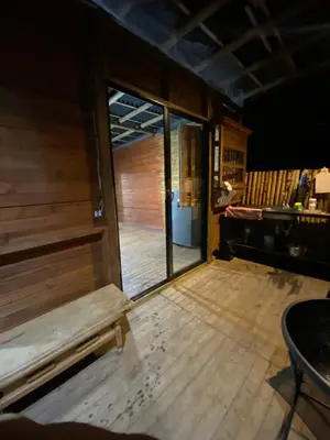 a room with a window and a wooden floor at Refugio de Sueños in San Rafael