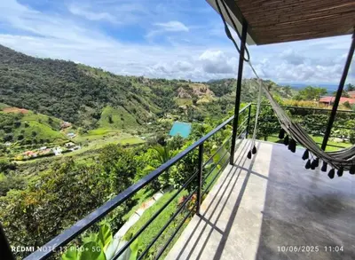 Gallery image of Cabaña junto al río dormilón in San Luis