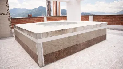 a large bath tub sitting on top of a building at 1101- Cozy 2BR Apartment near Sabaneta Park in Sabaneta