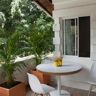 Apartamento remodelado en el mejor lugar del centro de Medellín. Home Aris 402