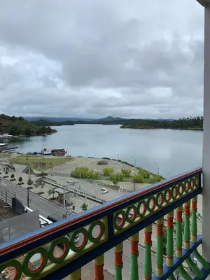 Gallery image of Apartamentos San Jose vistal al lago, cerca del parque. Guatape. in Guatapé