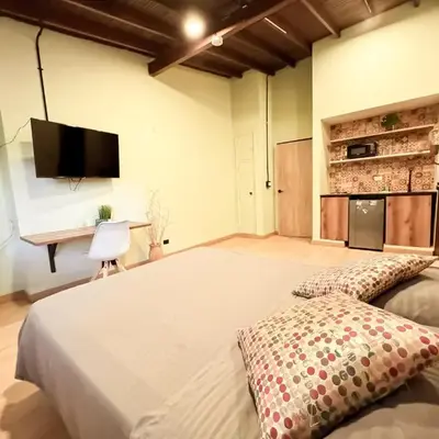 Apartamento amoblado asiste a Guns N Roses NID201 By Roots Rentals