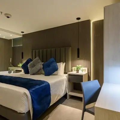 4 Sur Hotel